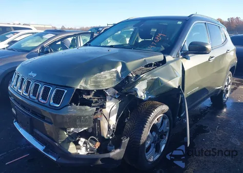 2018 Jeep Compass Limited 4X4 z USA, uszkodzony, nr VIN 3C4NJDCB5JT147684